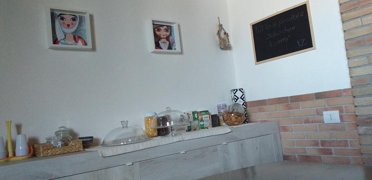Il Vecchio Ginepro Bed & Breakfast คาโปแตร์รา ภายนอก รูปภาพ