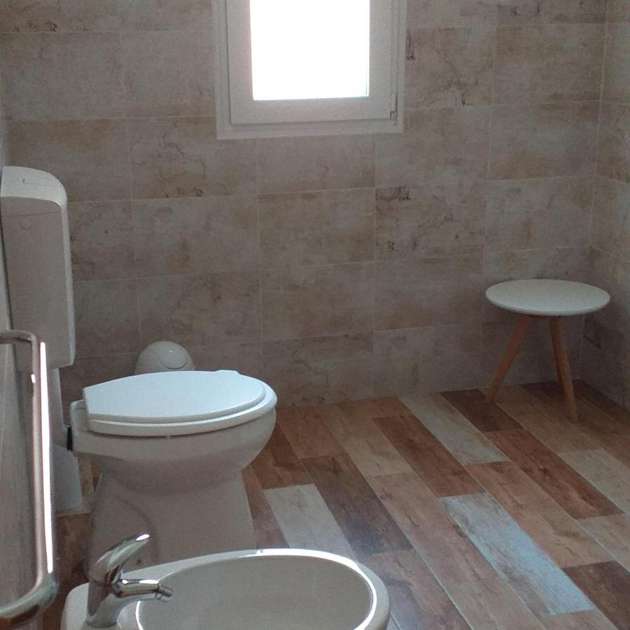 Il Vecchio Ginepro Bed & Breakfast คาโปแตร์รา ภายนอก รูปภาพ
